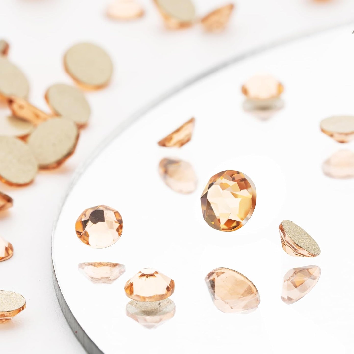 Novani Champagne Rhinestones 1440pcs Flat Back Round Rhinestone Style 2088 Sparkly Crystal Gemstones for Nail Art and Crafting SS16,3.8-4.0mm