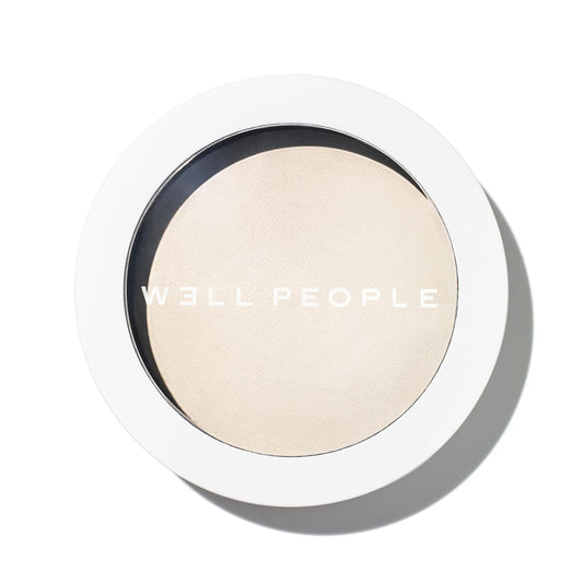 Well People Superpowder Brightening Powder, Baked Setting Powder For a Luminous Complexion, Blurs Imperfections & Smoothes Skin, Vegan & Cruelty-free, Pearl