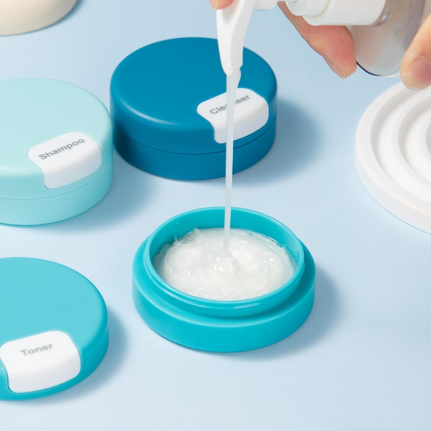 Gemice Travel Containers for Toiletries, Magnetic Travel Containers, TSA Approved Cream Jars with Toiletry Bag, Leak-proof Small 1oz Capsules Set with Multiple Labels for Organization (4 Pack)