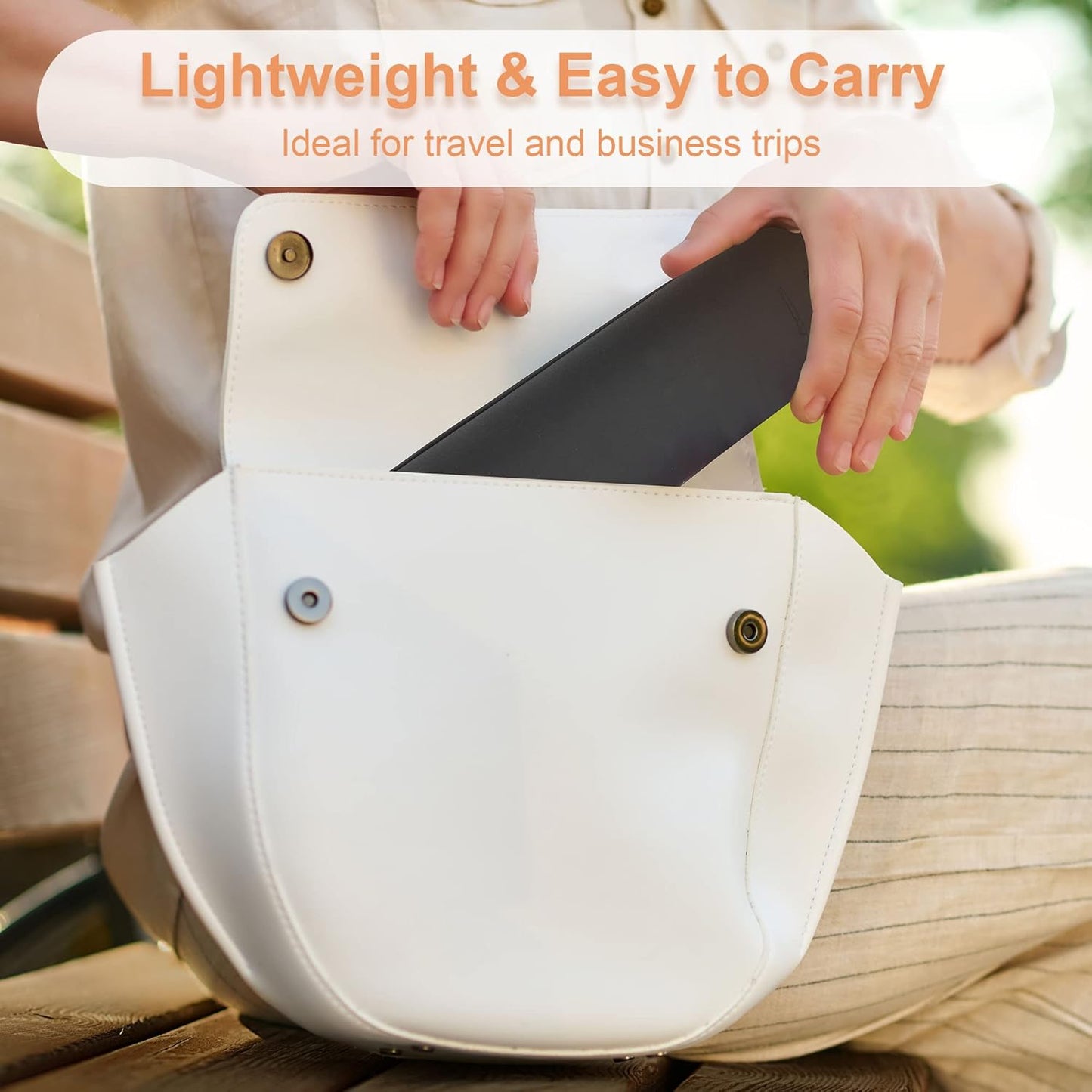 FERYES Travel Makeup Brush Holder, Magnetic Anti-fall Out Silicon Portable Cosmetic Face Brushes Holder, Soft and Sleek Makeup Tools Organizer for Travel-Black(7.8 * 1.89 * 0.79)