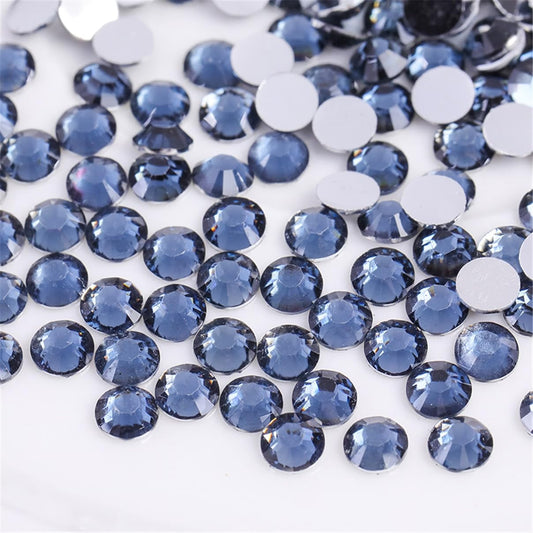 1500 Pieces SS16 4mm Flatback Rhinestones Clear Glass Round Gems Crystals for Nail Art DIY Crafts Clothes Shoes Bags （Dark Grey）