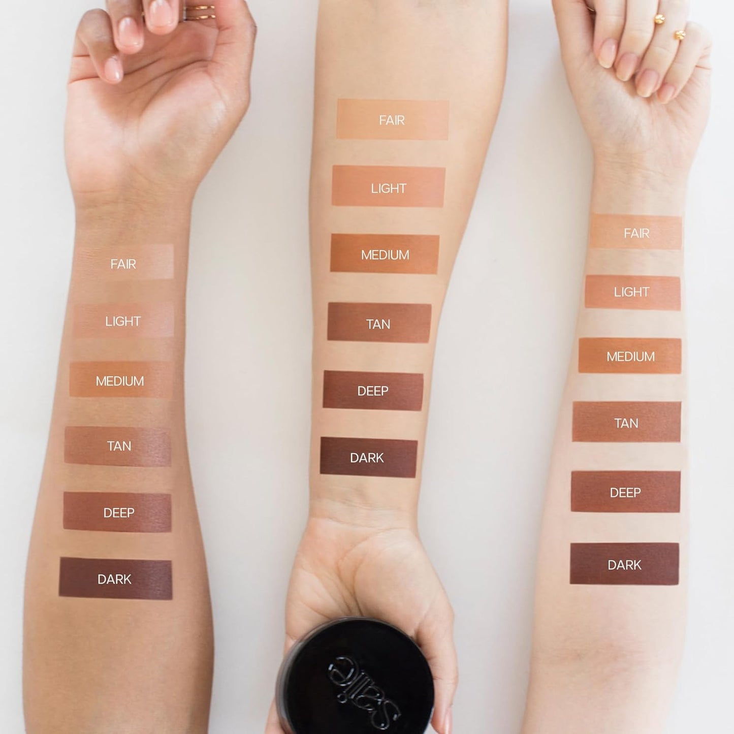 Saie Sun Melt Cream Bronzer - Buildable Balm Face Bronzer for Effortless Sculpting - Cream Contour Enriched with Vitamin C, Nourishing Skincare Ingredients & a Natural Finish - Tan Bronze (1 oz)